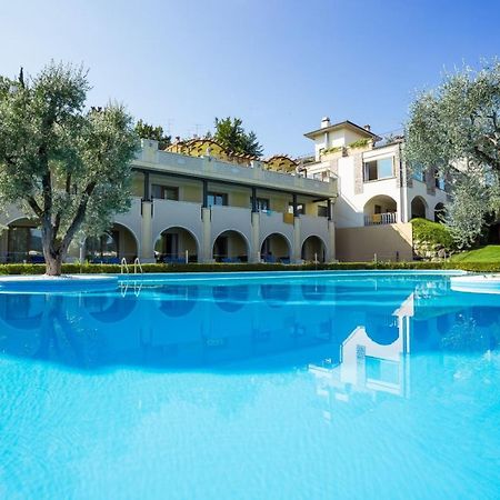 Hotel Porta Del Sole Soiano Del Lago Bagian luar foto