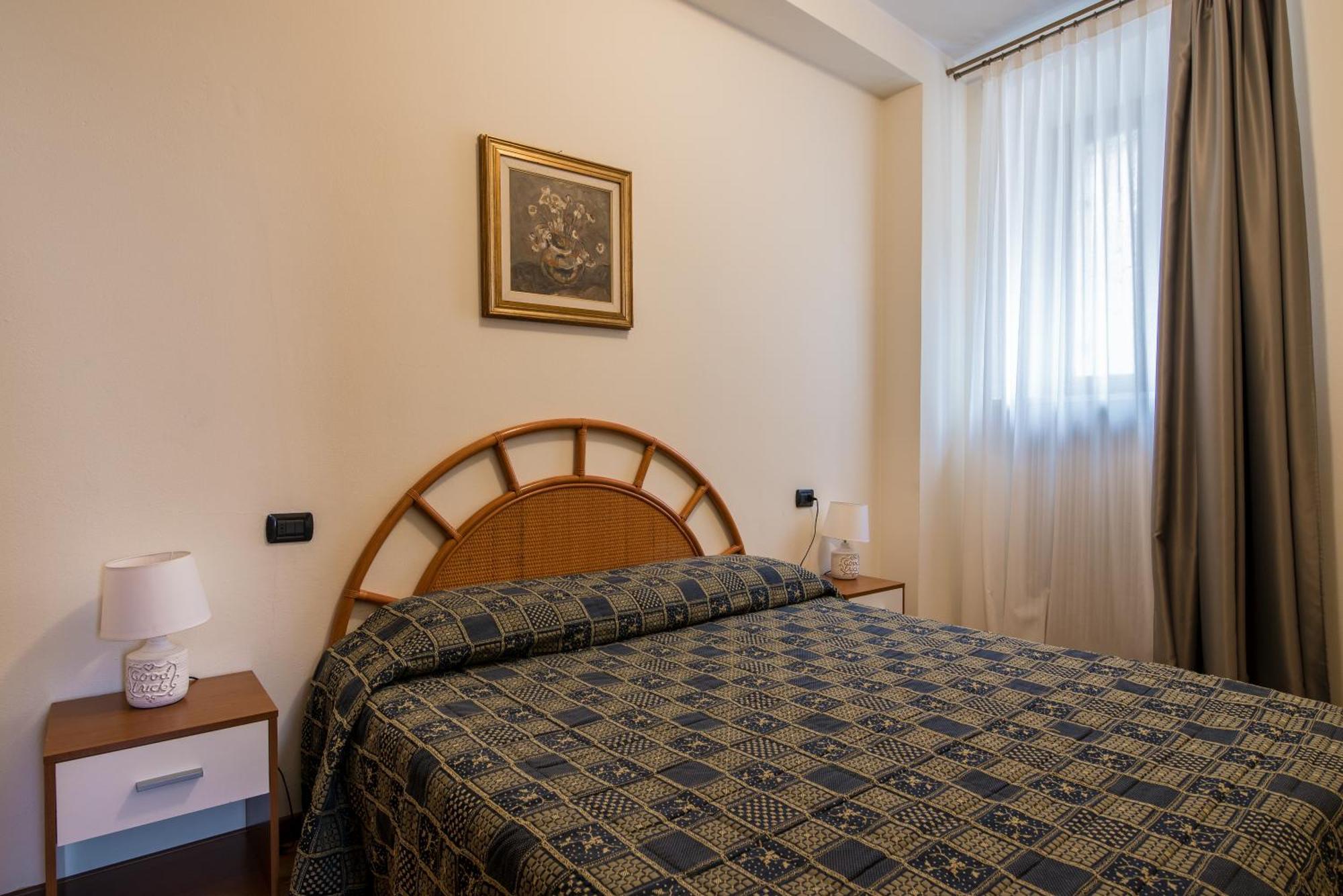 Hotel Porta Del Sole Soiano Del Lago Bagian luar foto